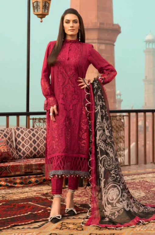 Pakistani Traditional Dress