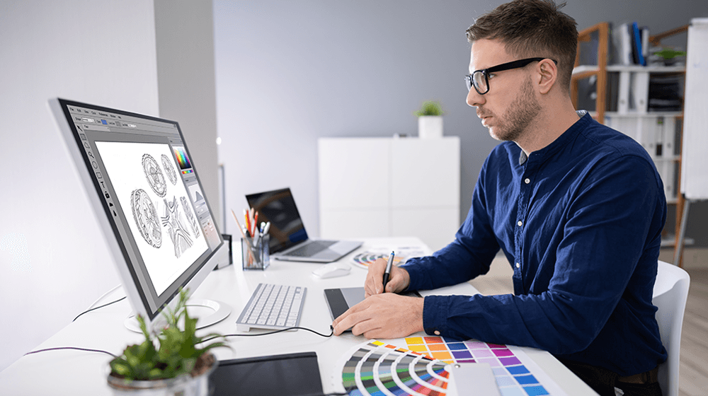 7 Reasons Why You Should Hire A Graphic Designer
