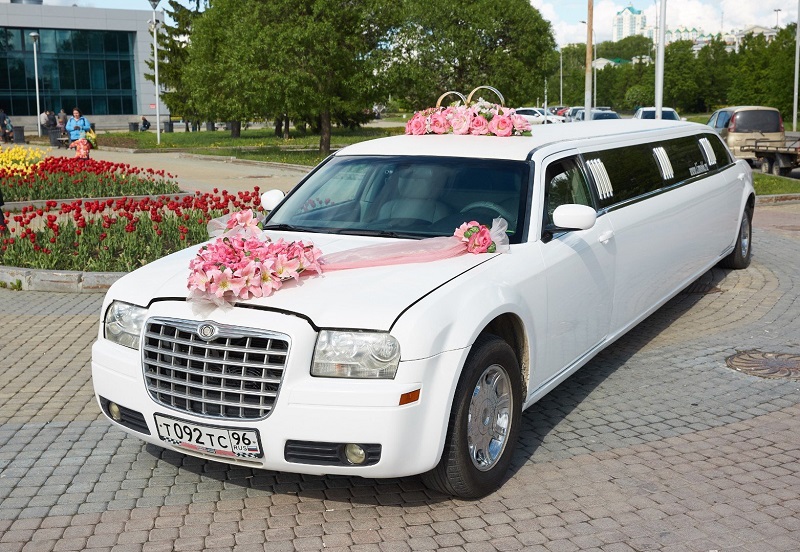 wedding limo service in Toronto