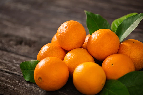 Women and men both benefit from oranges
