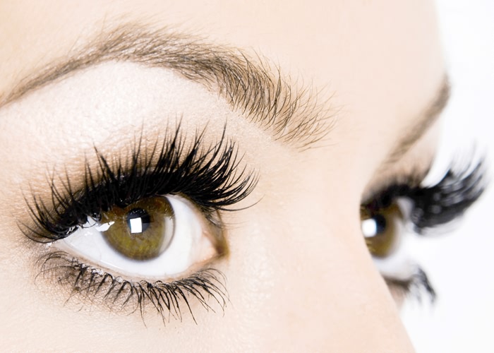 Long Lashes and Pretty Eyes with Lumigan Eye Drops